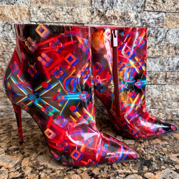Christian Louboutin So Kate Booty Disco Pointed Toe Bootie - Picture 3 of 9